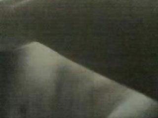 Mischel真的很喜欢与她的妹妹分享公鸡